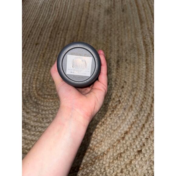 Stanley flip straw tumbler in black 30 oz - NEW - Picture 2 of 3